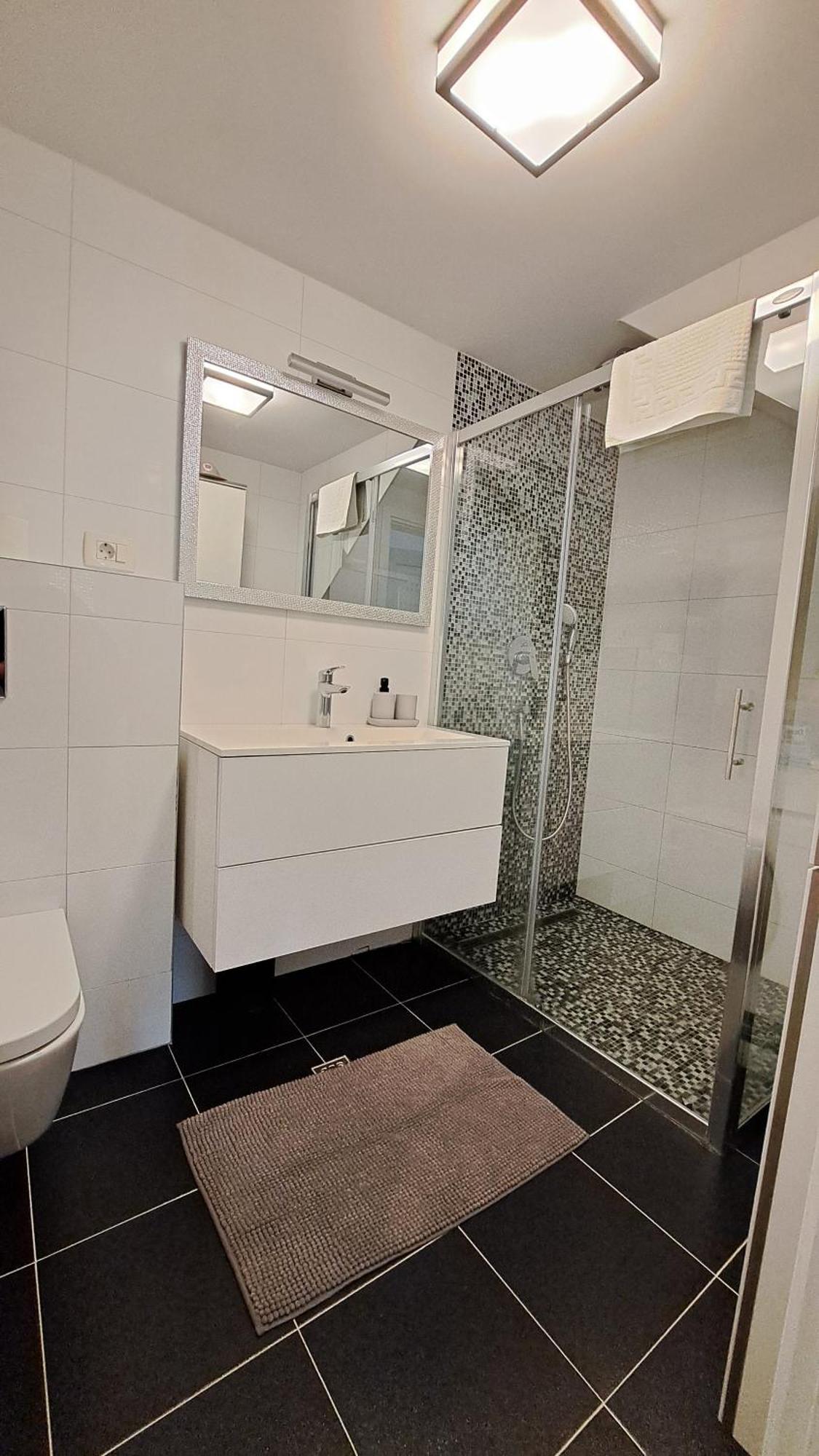 City Apartments Nada マカルスカ エクステリア 写真